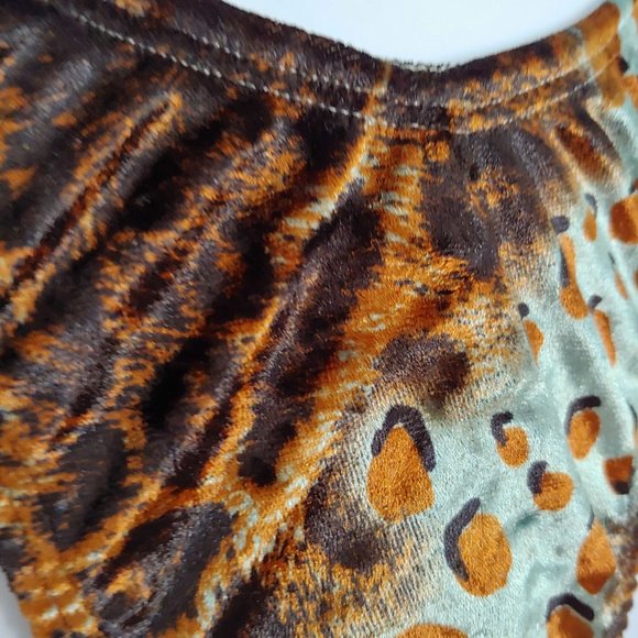 Magic Bikini Leopard Velvet One Piece Suit - Picture 3 of 12